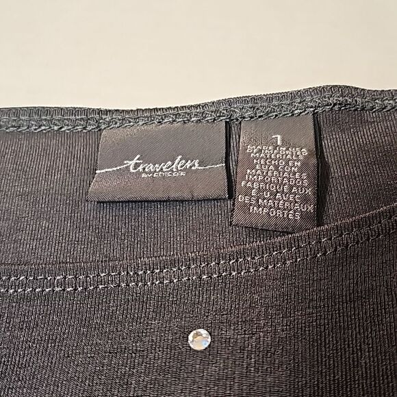 Travelers by Chicos size 1 pullover asymmetrical top - Picture 9 of 9